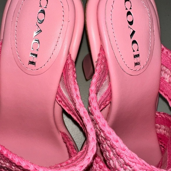 COACH Quintin Pink Cross Strap Crochet Slip On Sandals New - Picture 5 of 9